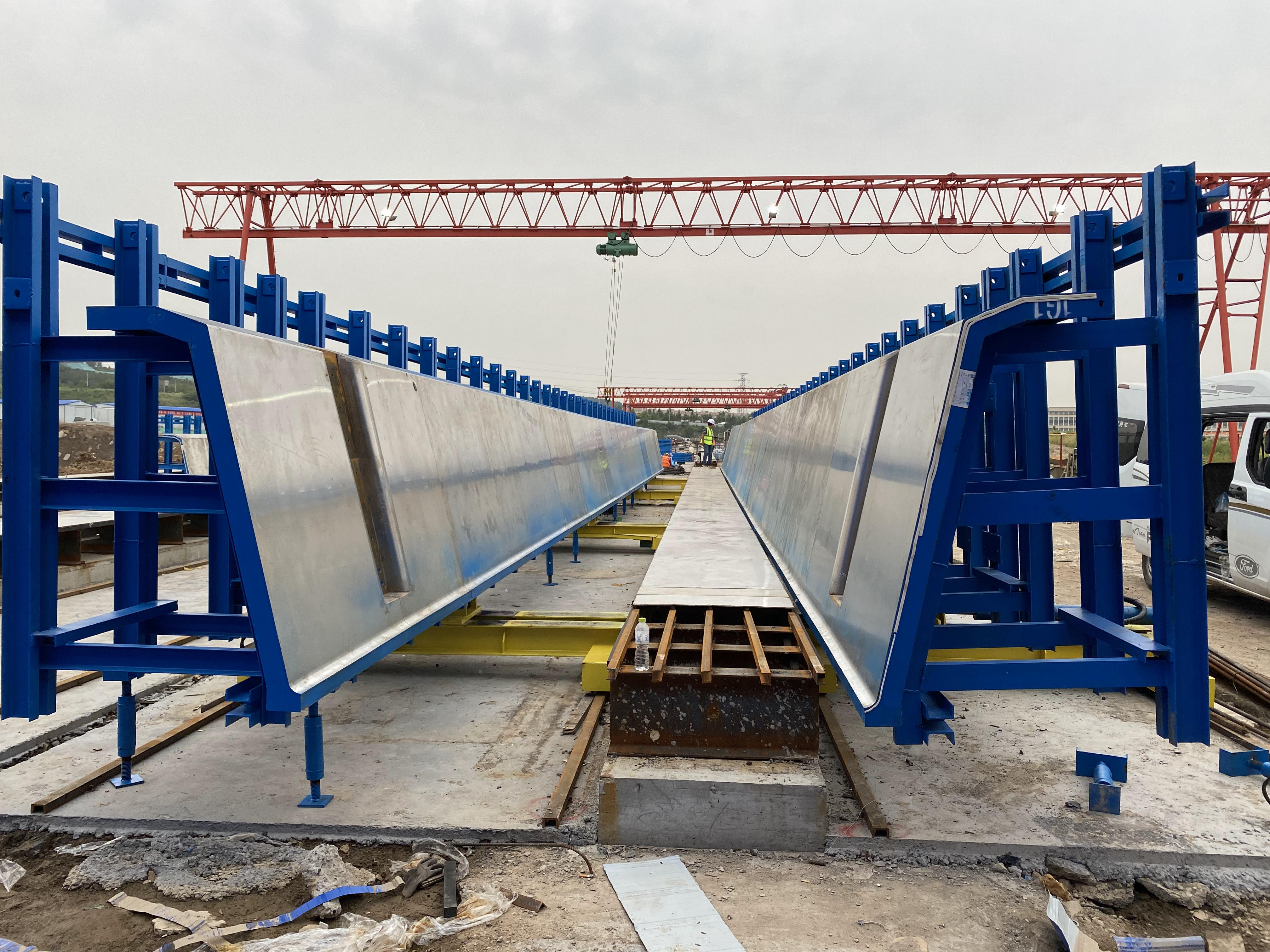 山东高速畅通路桥工程有限公司钢模板处置公告